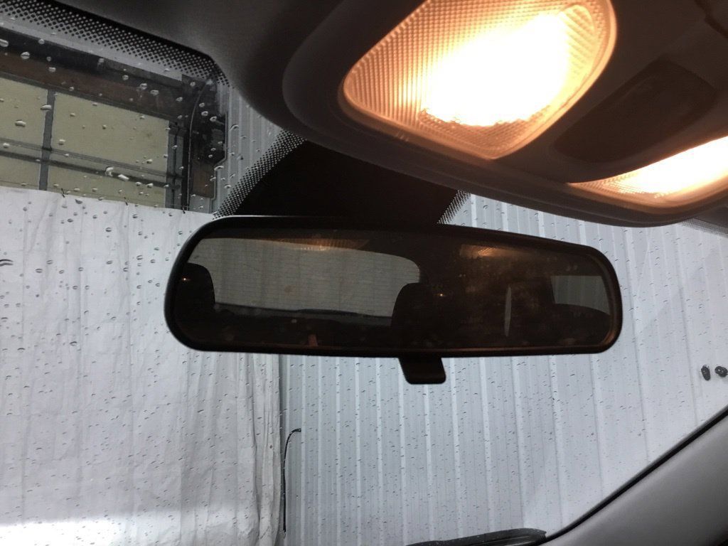 Used 2019 Jeep Cherokee Latitude w/ Cold Weather Group FWD image 12