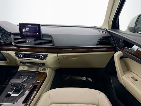 Used 2020 Audi Q5 2.0T Premium image 22