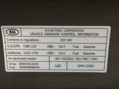 Used 2011 Kia Soul ! FWD image 34