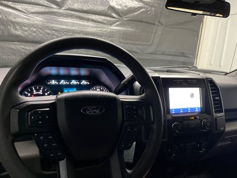 Used 2020 Ford F150 XLT image 12