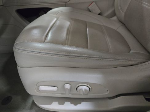 Used 2021 GMC Acadia Denali w/ Denali Technology Package image 38