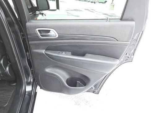 Used 2020 Jeep Grand Cherokee Altitude image 45