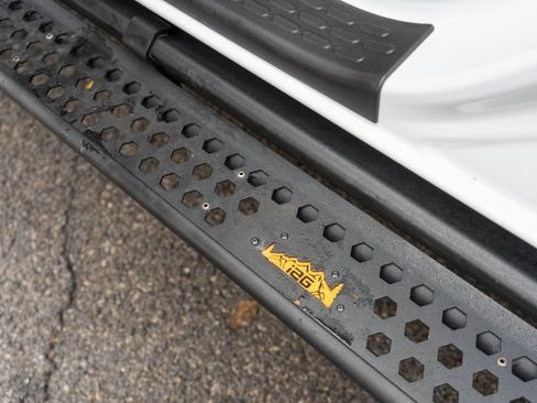 Used 2023 Ford Bronco Badlands w/ Sasquatch Package image 29