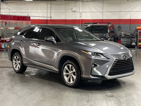 Used 2019 Lexus RX 350 FWD w/ Accessory Package image 2