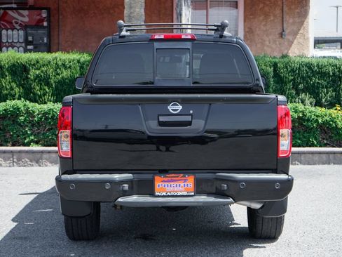 Used 2018 Nissan Frontier PRO-4X w/ Pro-4x Luxury Package AWD/4WD image 7