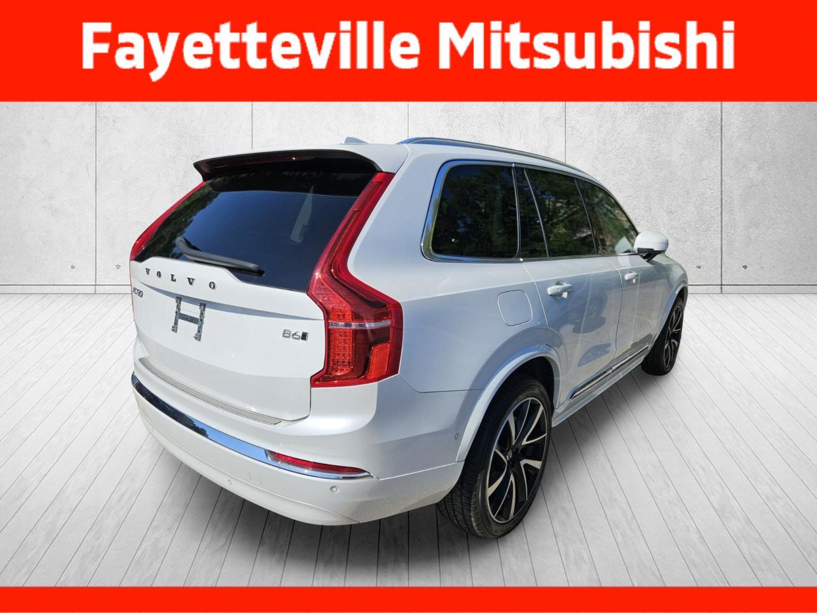Used 2023 Volvo XC90 B6 Plus w/ Protection Package Premier AWD/4WD image 10