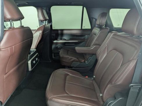 Used 2022 Ford Expedition Max Limited AWD/4WD image 16