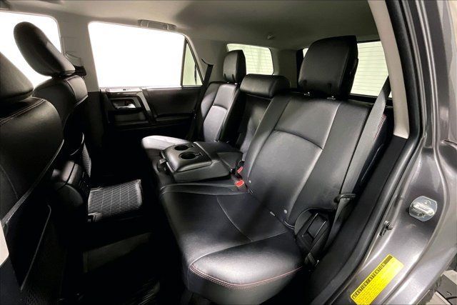 Used 2023 Toyota 4Runner TRD Off-Road Premium w/ Off Road Premium Plus Package AWD/4WD image 26