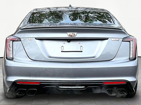 Used 2022 Cadillac CT5 V Blackwing image 6