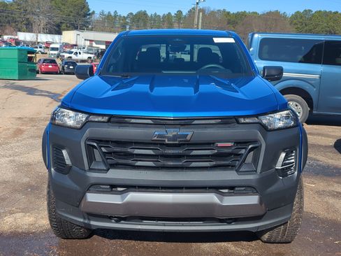 Used 2024 Chevrolet Colorado Trail Boss image 10