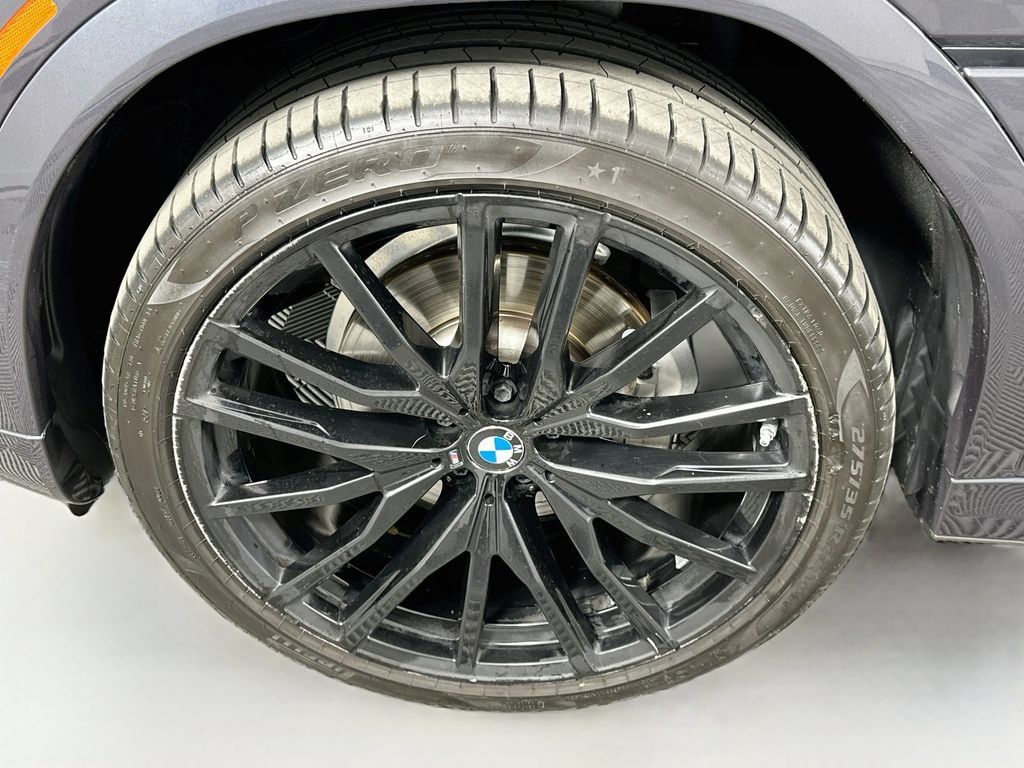 Used 2020 BMW X6 sDrive40i w/ M Sport Package RWD image 32