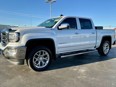 Used 2017 GMC Sierra 1500 SLT w/ SLT Premium Package image 7