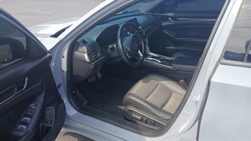 Used 2021 Honda Accord Sport image 10