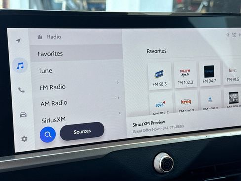 Certified 2023 Toyota Crown XLE image 24