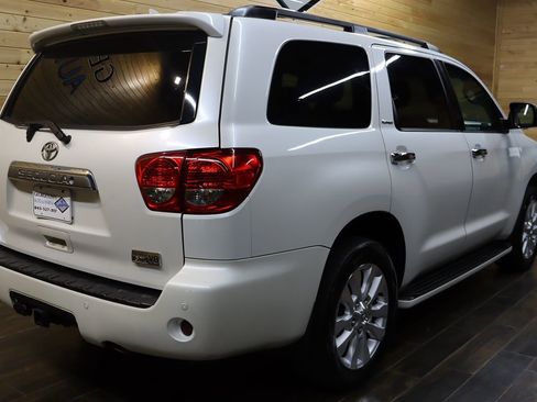 Used 2013 Toyota Sequoia Platinum RWD image 5