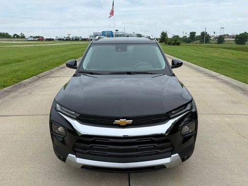 Used 2023 Chevrolet TrailBlazer LT w/ Convenience Package FWD image 10