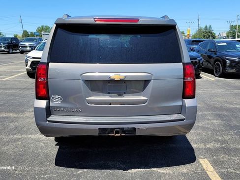 Used 2017 Chevrolet Suburban LT AWD/4WD image 5