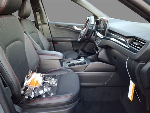 New 2026 Ford Escape ST-Line w/ Tech Pack #1 image 12