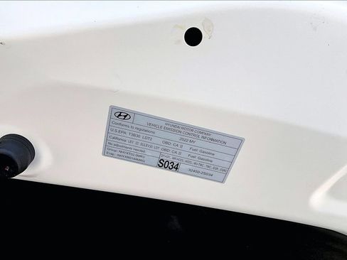 Used 2022 Hyundai Santa Fe SE FWD image 32