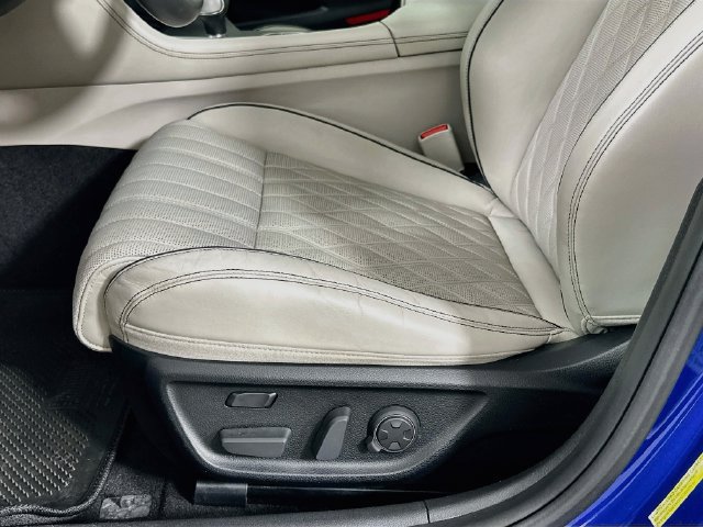 Used 2020 Genesis G70 3.3T w/ Prestige Package RWD image 19