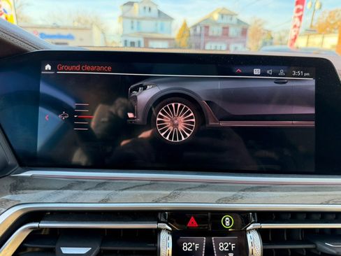 Used 2019 BMW X7 xDrive50i w/ Premium Package image 50