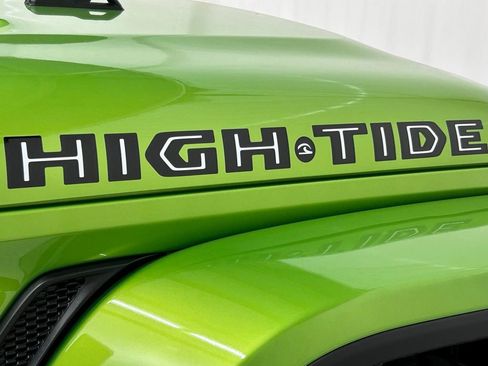 New 2025 Jeep Gladiator Sport image 9