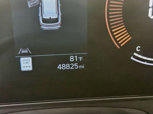 Used 2025 Hyundai Kona SEL FWD image 19