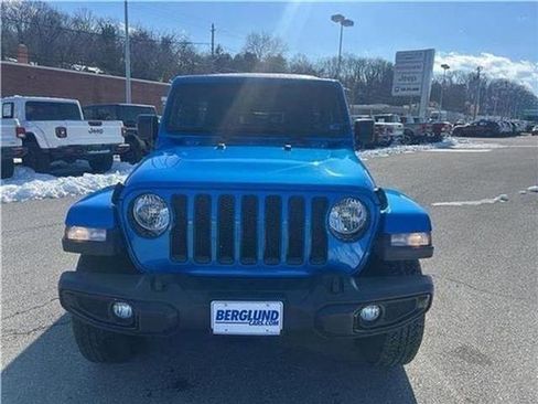 Used 2022 Jeep Wrangler Unlimited Sahara image 50