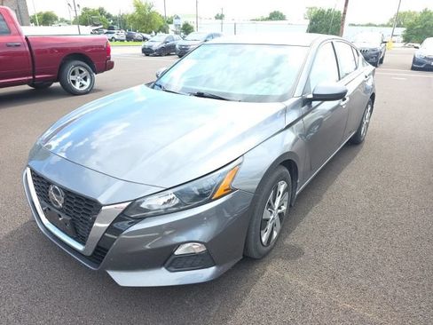Used 2022 Nissan Altima 2.5 S FWD image 1