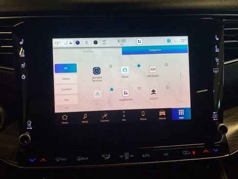 Used 2024 Jeep Wagoneer Series II image 20