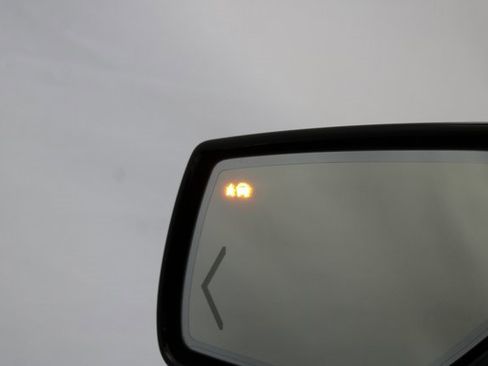 Used 2016 GMC Yukon Denali w/ Open Road Package image 36