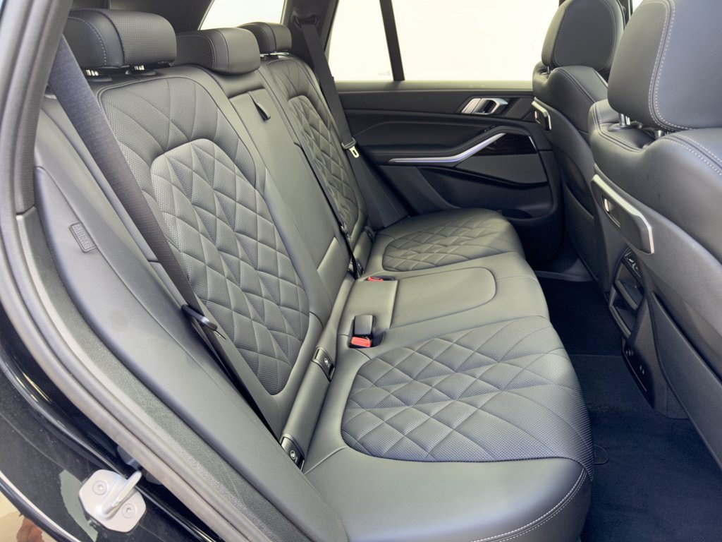 Certified 2024 BMW X5 sDrive40i w/ Premium Package RWD image 29