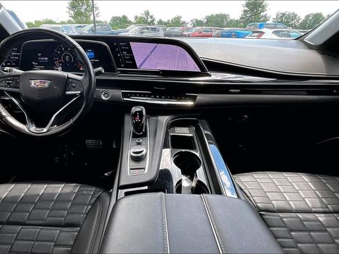 Used 2023 Cadillac Escalade V AWD/4WD image 9
