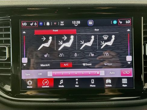Used 2025 Dodge Durango GT AWD/4WD image 18