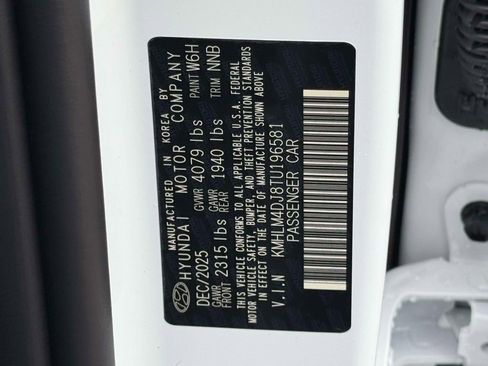 New 2026 Hyundai Elantra Blue image 16