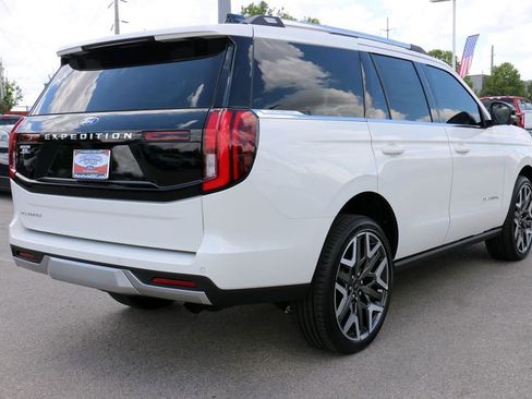 New 2026 Ford Expedition Platinum AWD/4WD image 5