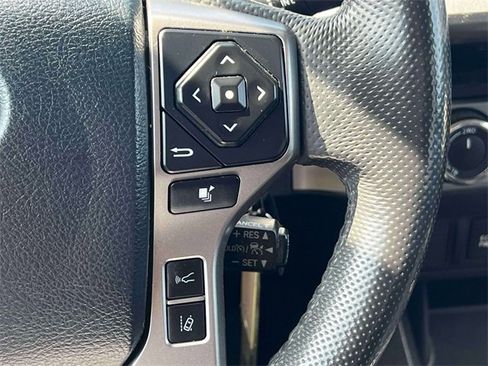Used 2018 Toyota Tacoma SR5 image 23