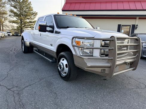 Used 2012 Ford F350 King Ranch w/ King Ranch w/Chrome Pkg image 2