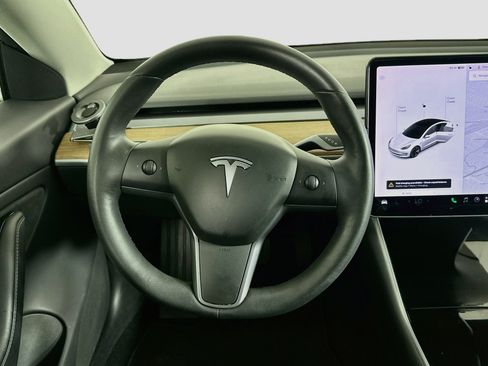 Used 2019 Tesla Model 3 Long Range AWD/4WD image 17