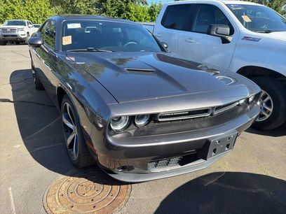 Used 2019 Dodge Challenger SXT w/ Driver Convenience Group