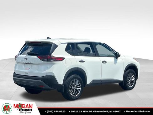 Used 2022 Nissan Rogue S AWD/4WD image 5