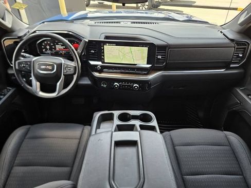 Used 2022 GMC Sierra 1500 Elevation RWD image 11