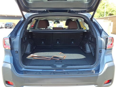 Certified 2023 Subaru Outback Touring AWD/4WD image 16