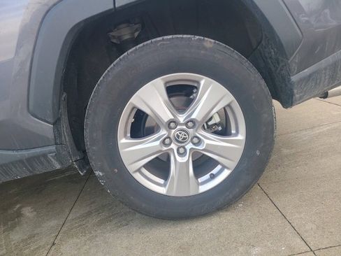 Used 2025 Toyota RAV4 XLE image 11