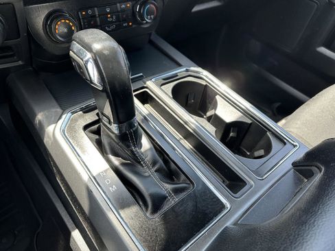 Used 2019 Ford F150 XLT w/ Equipment Group 302A Luxury AWD/4WD image 29