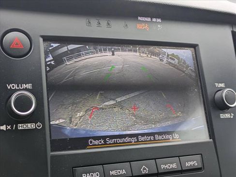 Used 2024 Subaru Outback AWD/4WD image 14