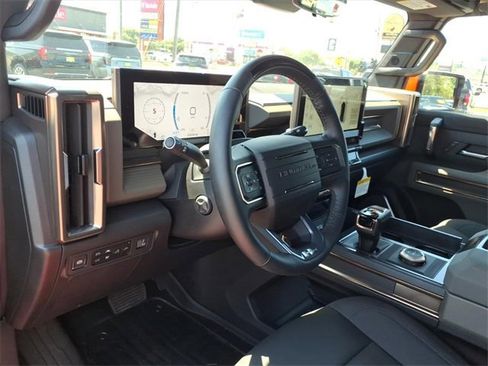 New 2025 GMC Hummer EV 3X w/ LPO, Illumination Package image 11