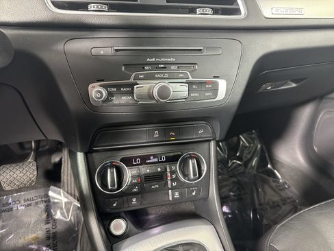 Used 2018 Audi Q3 2.0T Premium AWD/4WD image 6