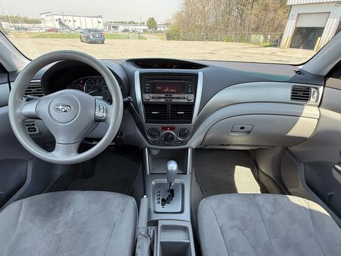 Used 2010 Subaru Forester 2.5X AWD/4WD image 3