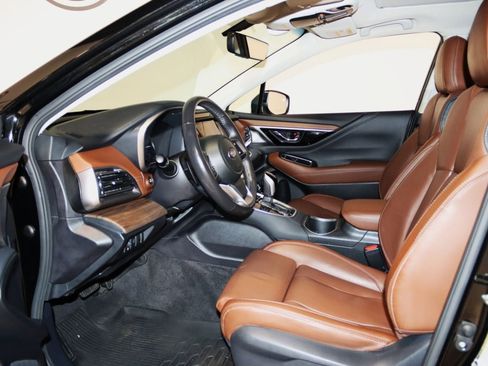 Used 2021 Subaru Outback Touring AWD/4WD image 34